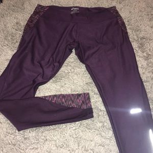 Purple workout leggings